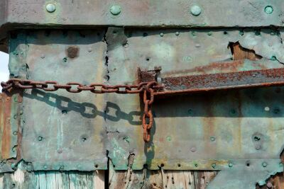 Detail van een oud scheepsroer