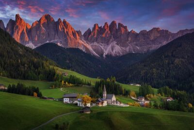 Dolomieten - Santa Maddalena bij zonsondergang