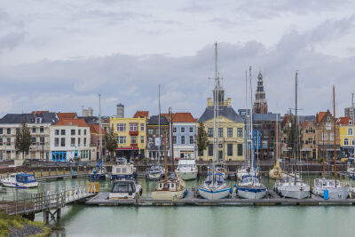 Zicht op haven van Vlissingen, Zeeland 
