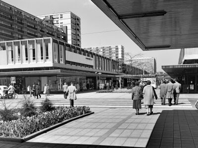 Lijnbaan in zwart wit uit 1950