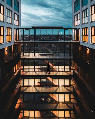 Eindhoven symmetry