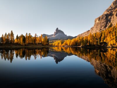 Lago Federa bij Zonsopkomst