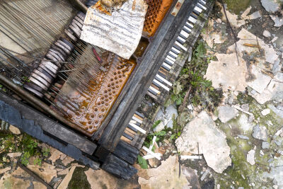 Verlaten Piano met Bladmuziek