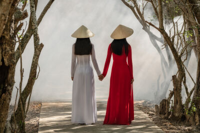 Two ladies in the mist