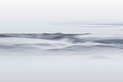 Infinite movement of the sea